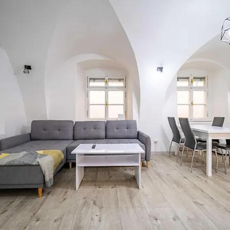 St Elizabeth Apartment, Old Town Apartamento Košice